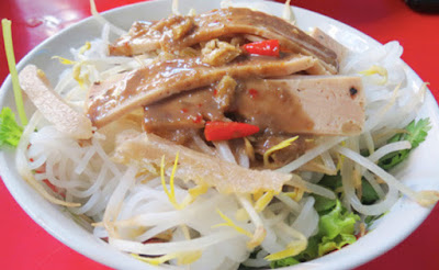 bún mắm nêm chả bò