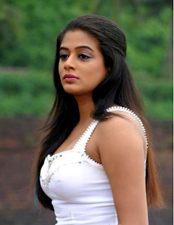 Hot Bollywood Actress priyamani Wallpapers