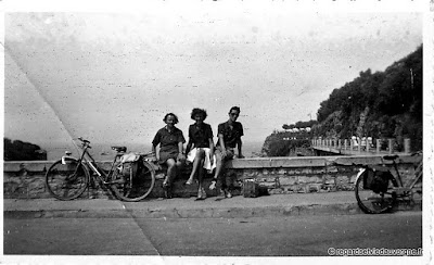 Photo ancienne d'Auvergne : lieux divers.