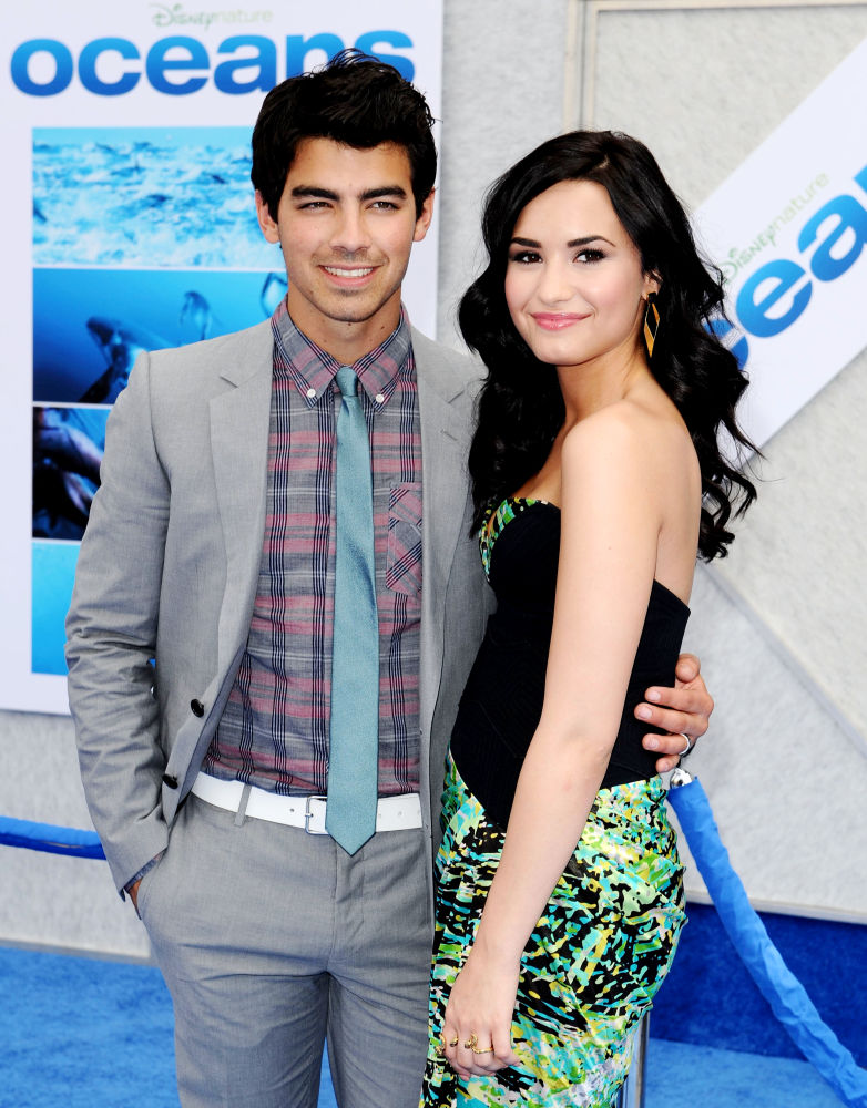 Joe Jonas e Demi Lovato relacionamento poderia ficar mais s ria