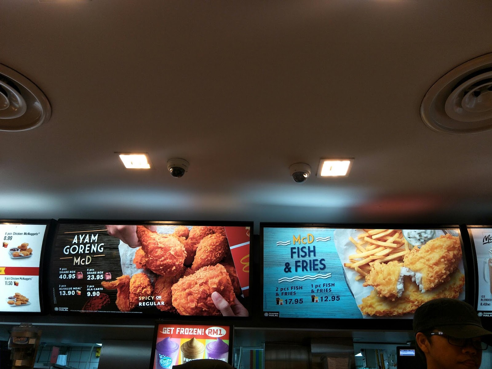 The New McD Fish & Fries - Aku Seorang Traveler