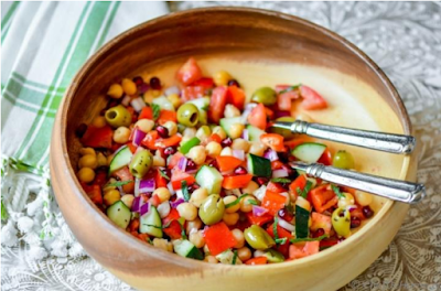 Mediterranean Chickpeas Salad with Herb-Citrus Vinaigrette #vegan
