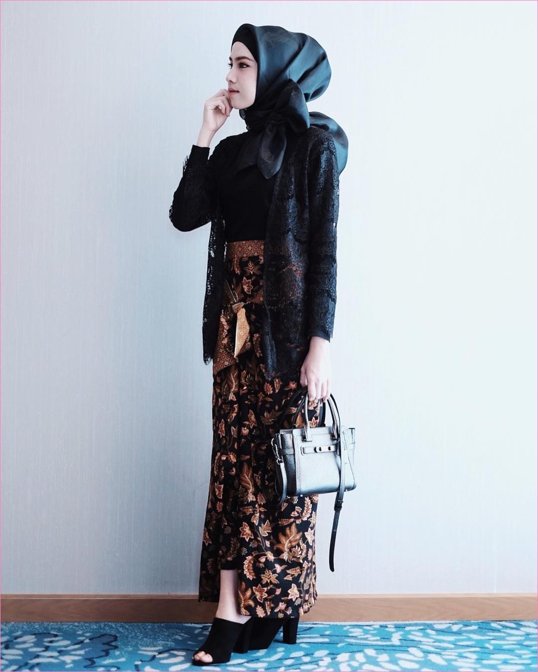  Desain model baju kondangan muslimah berhijab modern baik kebaya maupun dress yang dikena 22 Outfit Baju Kondangan Berhijab Ala Selebgram 2018