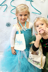 Turn a plain canvas bag into a personalized Frozen-inspired Halloween treat bag. pitterandglink.com