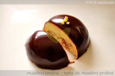 Pastel de muselina praliné