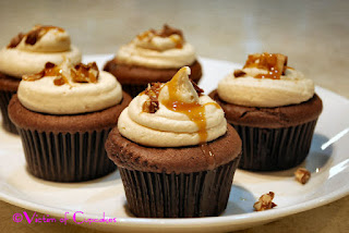 THE Snickers Cupcake