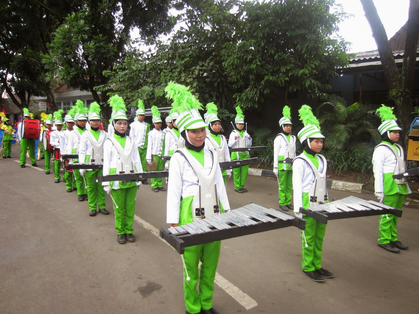 SHOUTUL FATAA MARCHING  BAND 