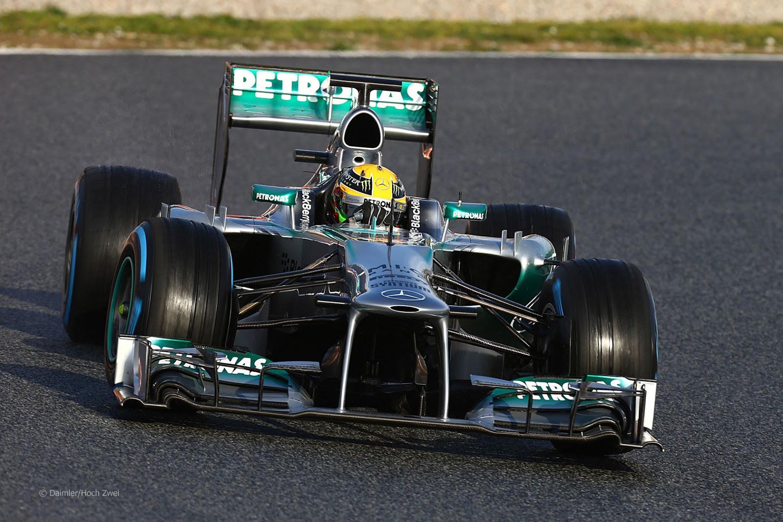 2013 Mercedes AMG Petronas F1 Team W04 Wallpaper