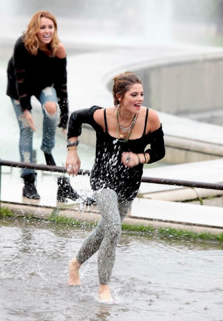 Ashley Greene in Paris, Celebrities 