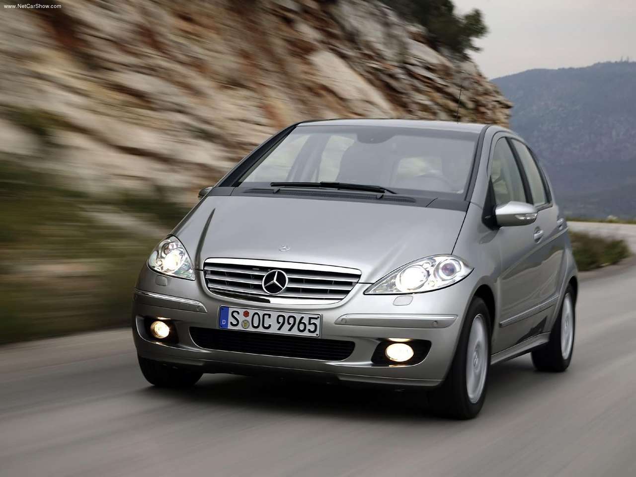 The second generation A-Class, the W169, was officially presented at ...