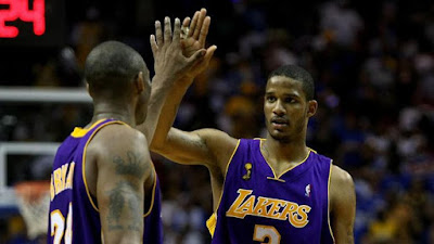 https://liga350.blogspot.com/2018/12/trevor-ariza-saat-masih-main-di-la.html