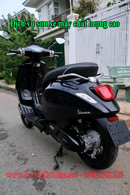 Mẫu sơn xe Vespa Sprint màu đen cực đẹp