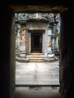 angkor watt, cambodia, siem reap, lorong, column, corridor