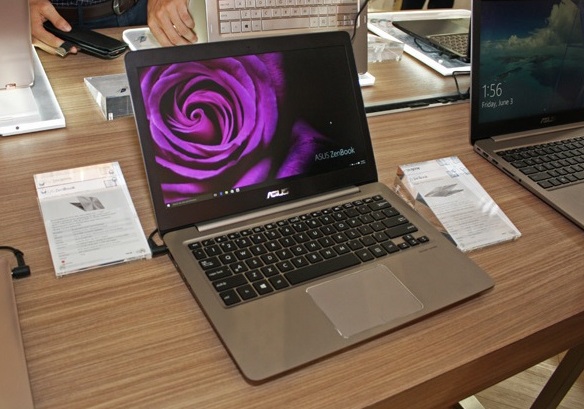 Harga Laptop Asus Zenbook UX310UQ Tahun 2017 Lengkap Dengan Spesifikasi