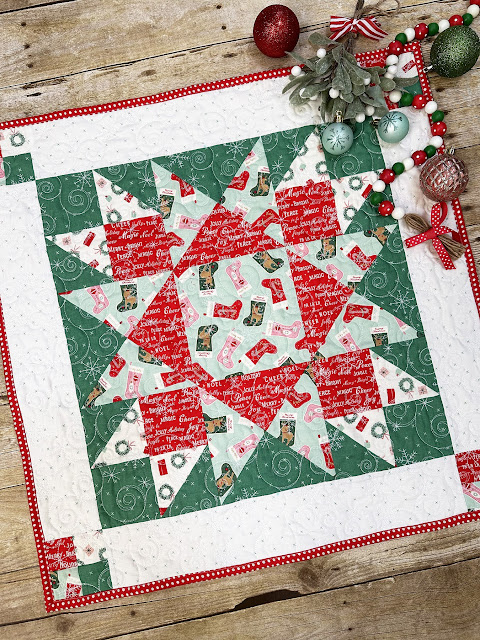 A Bit of Scrap Stuff Blog #ABitofScrapStuff #SunriseQuilt #RileyBlakeDesigns #Quilt #ChristmasQuilt