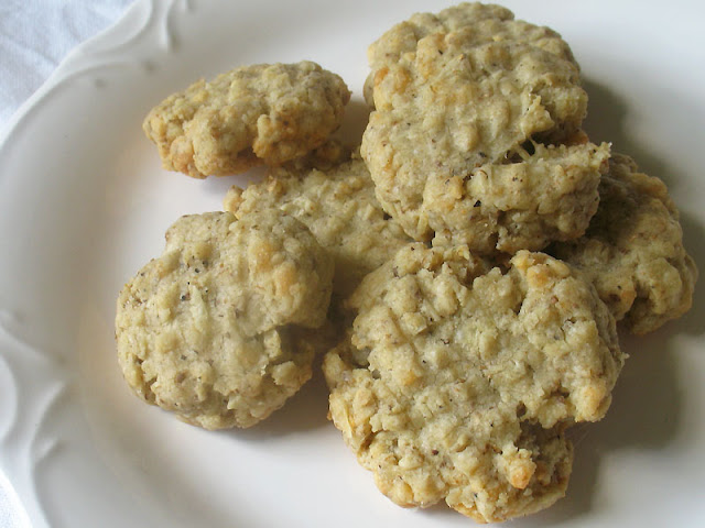 Savory Coriander, Black Pepper and Cheese Shortbread