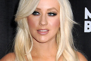 Christina-Aguilera-2011