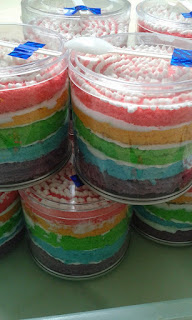 Resep Cara Membuat Rainbow Cake Tabung di Toples