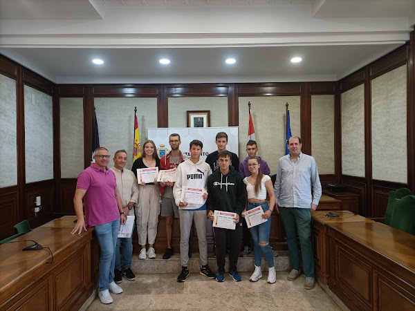 Entrega de diplomas a los alumnos del curso de salvamento y socorrismo impartido en Béjar - 26 de septiembre de 2022