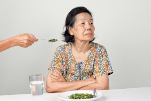 5 ways to Overcome Malnutrition in the Elderly who are not Appetite