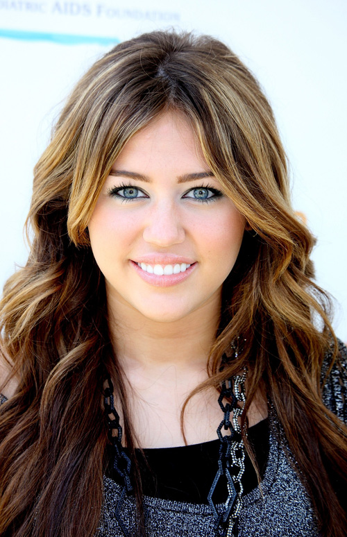 Miley Cyrus Pictures and Hairstyles