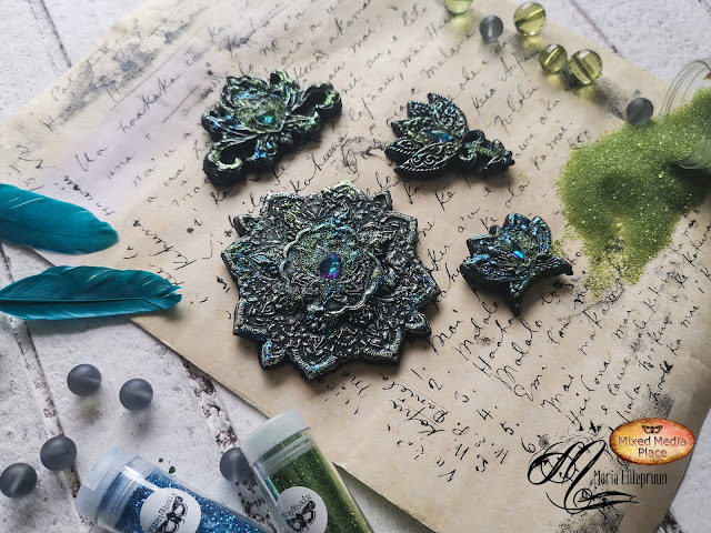 Mixed media clay magnets tutorial by Maria Lillepruun