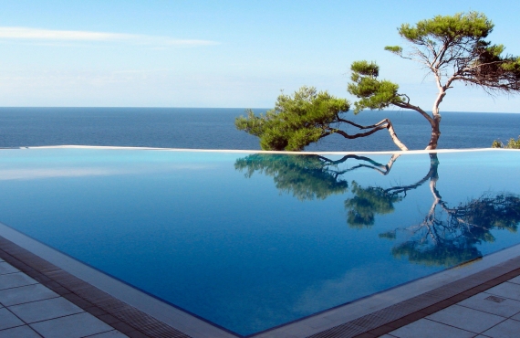 Infinity Pool