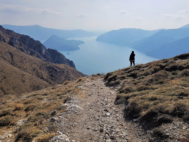 sentiero corna trentapassi lago d'iseo