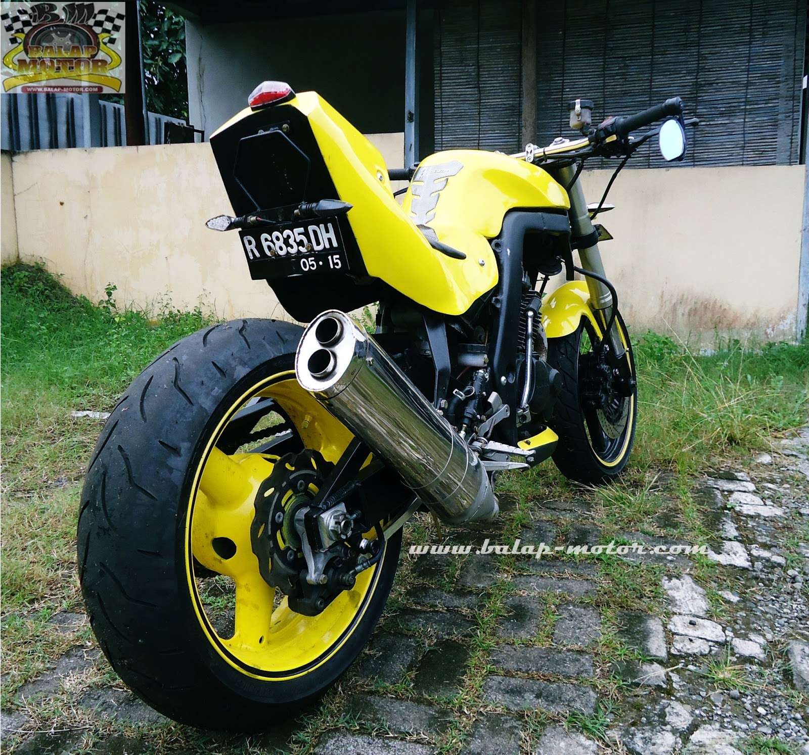 MODIF HONDA TIGER 2005 Buntung Baplang Bodi Gedhe Dan Sangar