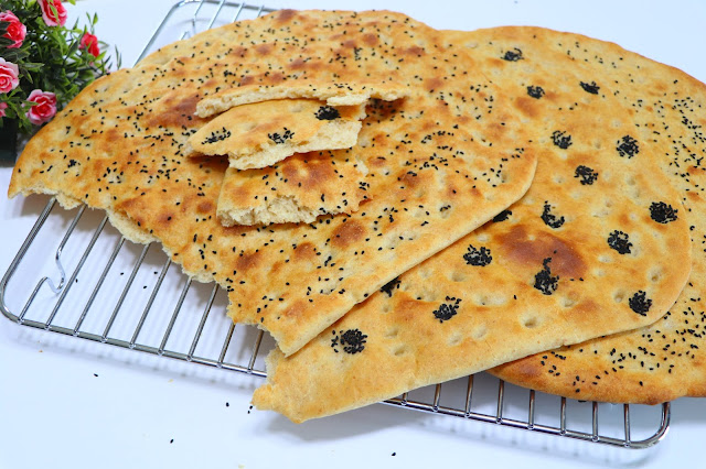 خبز تميس الأفغاني  باسهل واسرع طريقة عمل خبز تميز في الفرن لاطيب فطور مع رباح محمد ( الحلقة 824 )