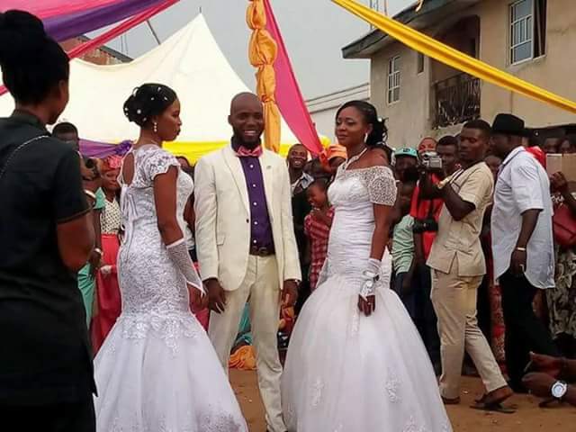 More potos: Man weds two women at same time in Abiriba, Abia State