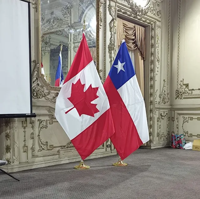 CONAF envía 62 brigadistas a Canadá en apoyo al combate de incendios forestales