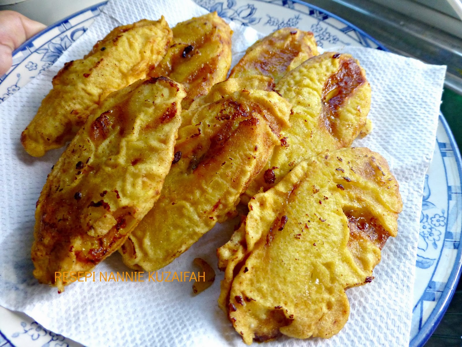 RESEPI NENNIE KHUZAIFAH: Goreng pisang tanduk