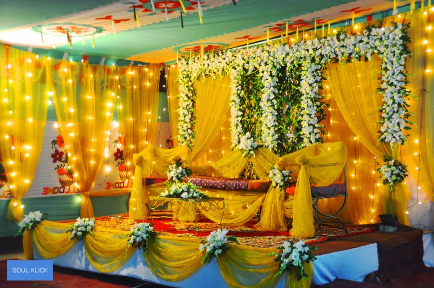  Bengali  Wedding  Guide Gaye Holud or Biye Simple Stage  Design