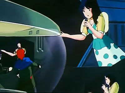 Minmay's most important concert. For the first time ever, the Robotech version of her singing is also good!