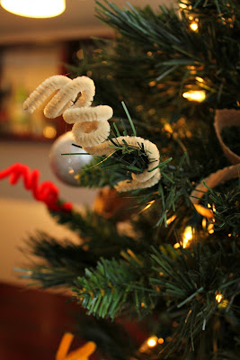 pipe cleaner tree - Turtles and Tails blog