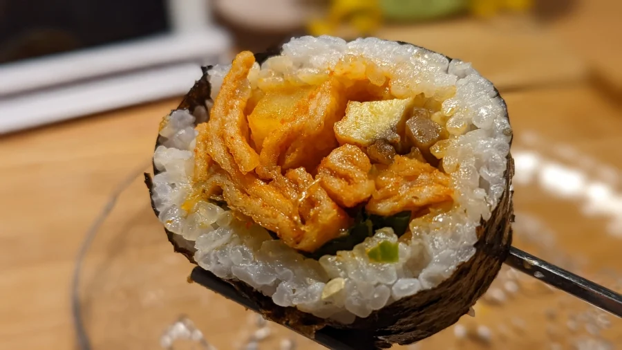 GS25편의점 매운어묵듬뿍김밥, GS25 Eomuk With Spicy Sauce Gimbap, gs25 convenience store, gs25 편의점 김밥 시리즈, 편의점 김밥