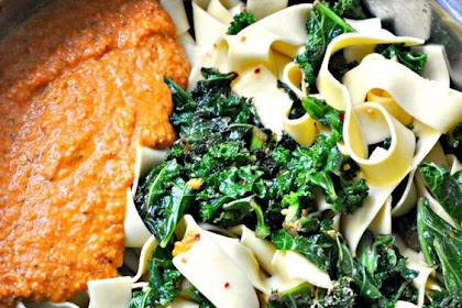   Vegan Spicy Kale and Romesco Pasta