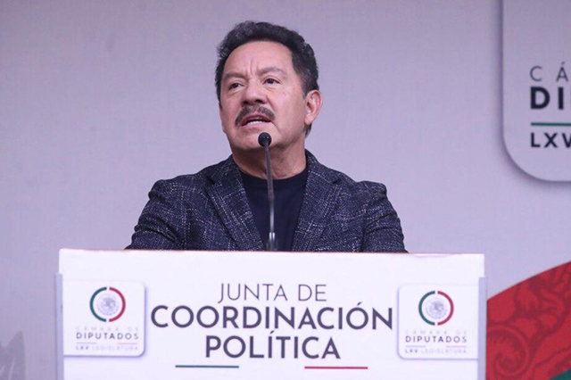 Morena ha cumplido con sus peticiones, por lo que si los integrantes de la coalición “Va por México” no cumple con acompañar la reforma, “estarán traicionando a su país”, dijo Mier.