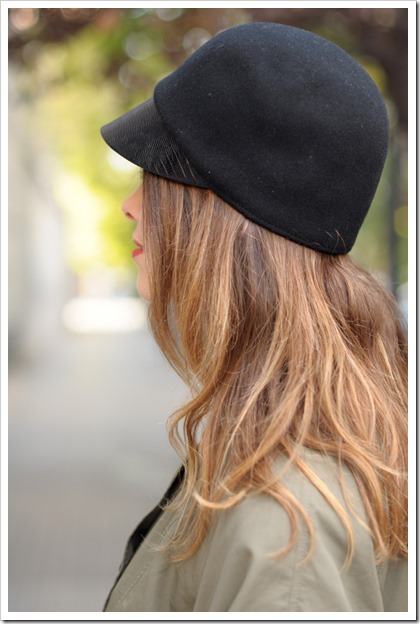 5-street_style-outfits--looks-max_and_co-cappotto-hat-sobrero-red_bag-stella_rittwagen-trench-macarena_gea