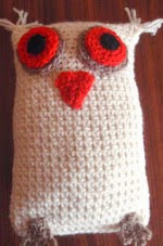 http://translate.google.es/translate?hl=es&sl=en&tl=es&u=http%3A%2F%2Fwww.crochetaddictuk.com%2F2013%2F12%2Fowl-ami-free-crochet-pattern.html