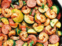 CAJUN SHRIMP AND SAUSAGE VEGETABLE SKILLET