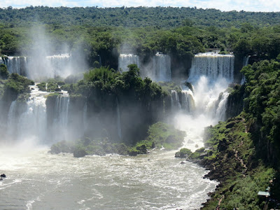 Weird waterfalls - Iguazo Falls