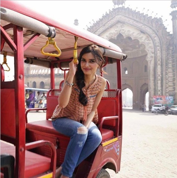 Diana Penty Photo from the set of Lucknow Central