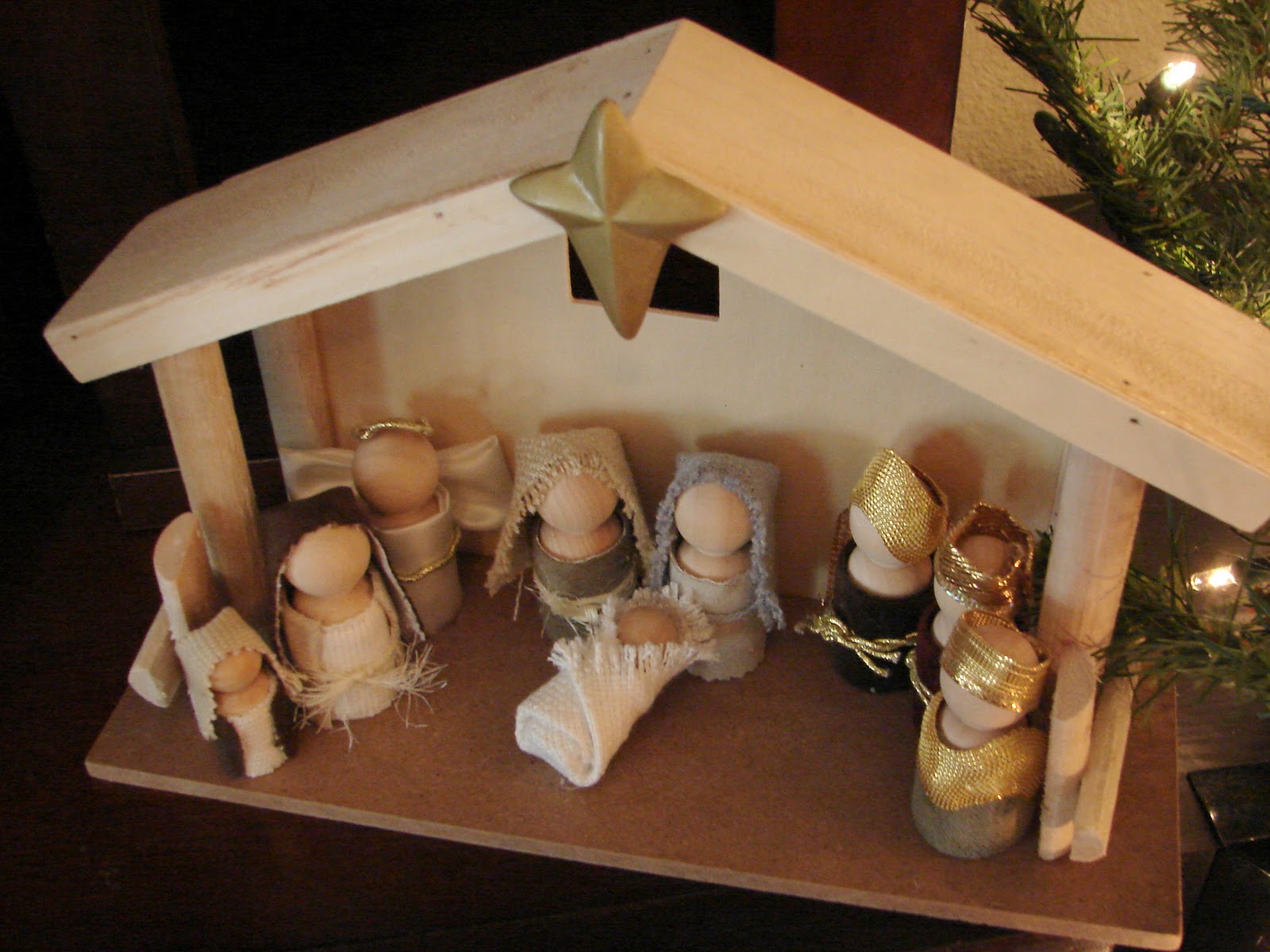 Little Inspirations: Wooden Doll Nativity