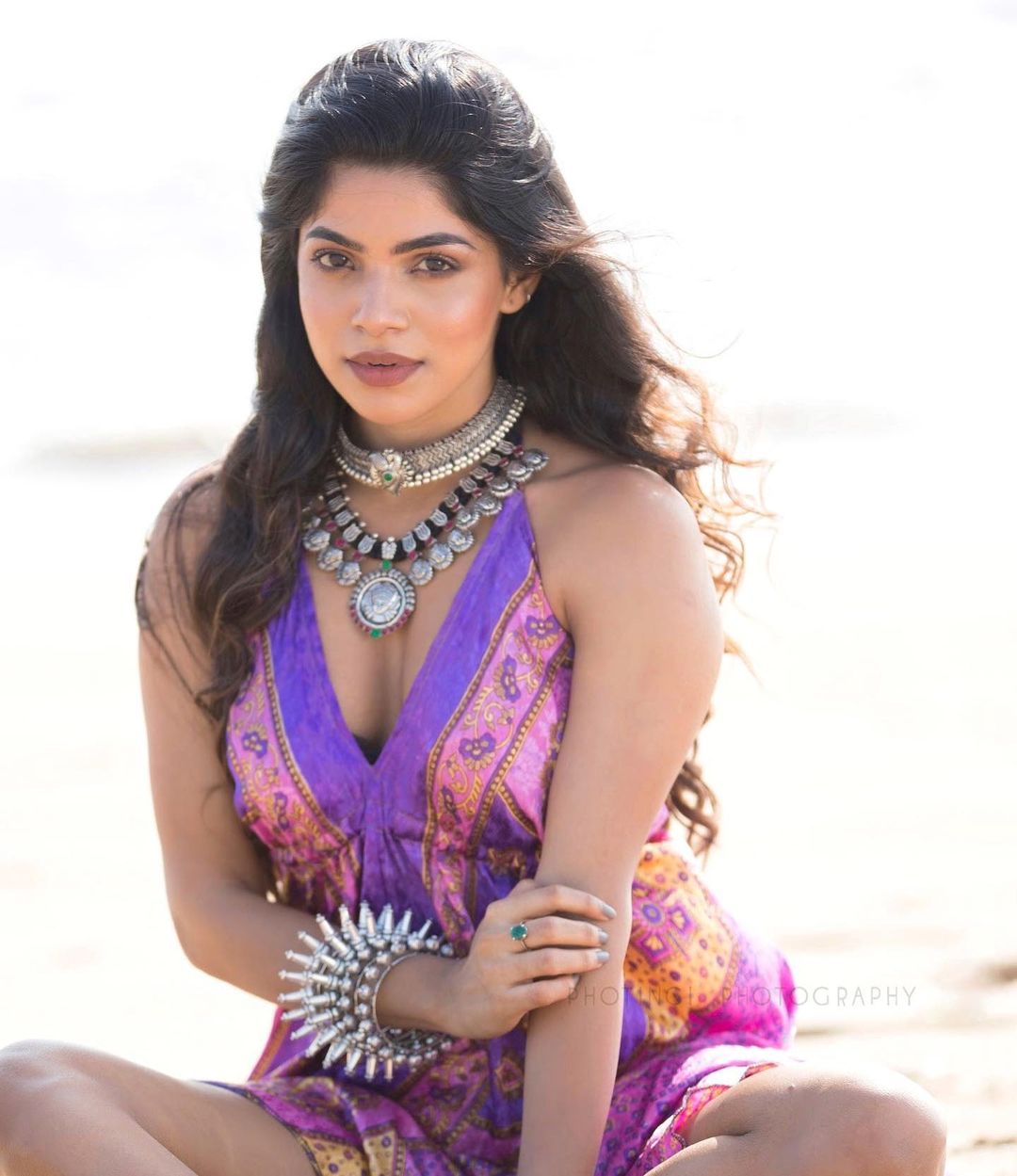 Actress Divya Bharathi Latest Hot Cleavage Pics