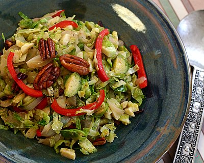 Bodacious Brussels Sprouts ♥ KitchenParade.com, very pretty to serve, just quick-cooked fresh Brussels sprouts tossed with caramelized onions and toasted pecans. Recipe, insider tips, nutrition, WW Weight Watchers points included.