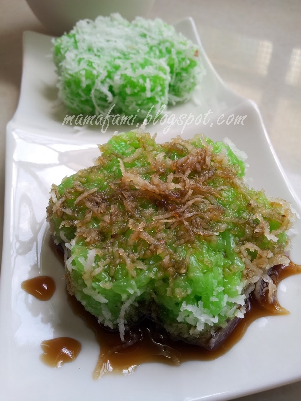 MamaFaMi's Spice n Splendour: Kuih Lopes II