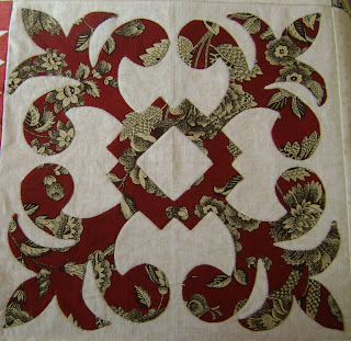 Sarah Morrell quilt Fleur de Lis block