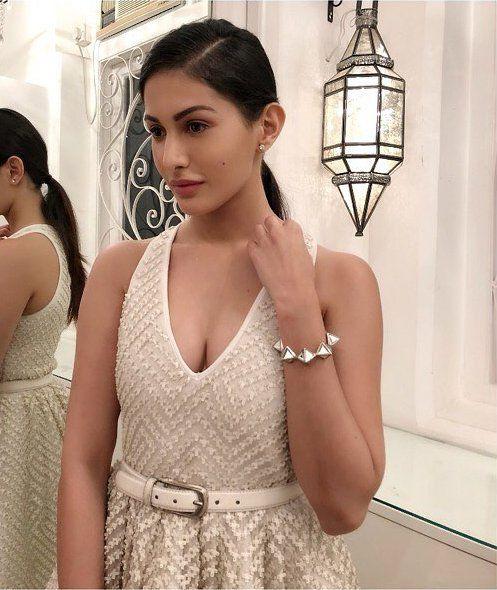 Amyra Dastur latest hot pics